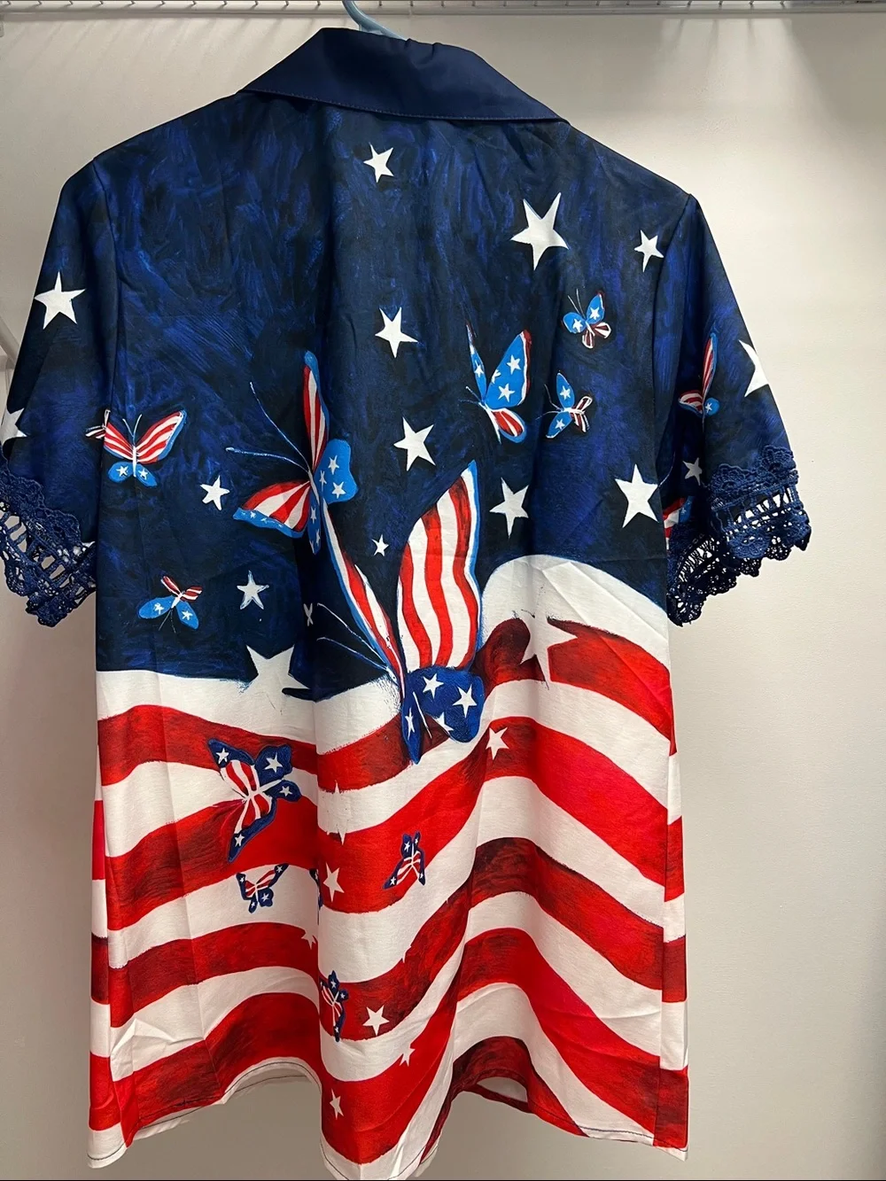 Source Unknown Navy, Red & White Patriotic Short-Sleeve Button-Down Shirt